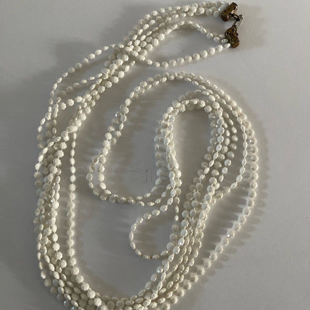 Vintage Womens Retro White Bead Wrap Necklace 52” Pin-Up - Picture 8 of 8